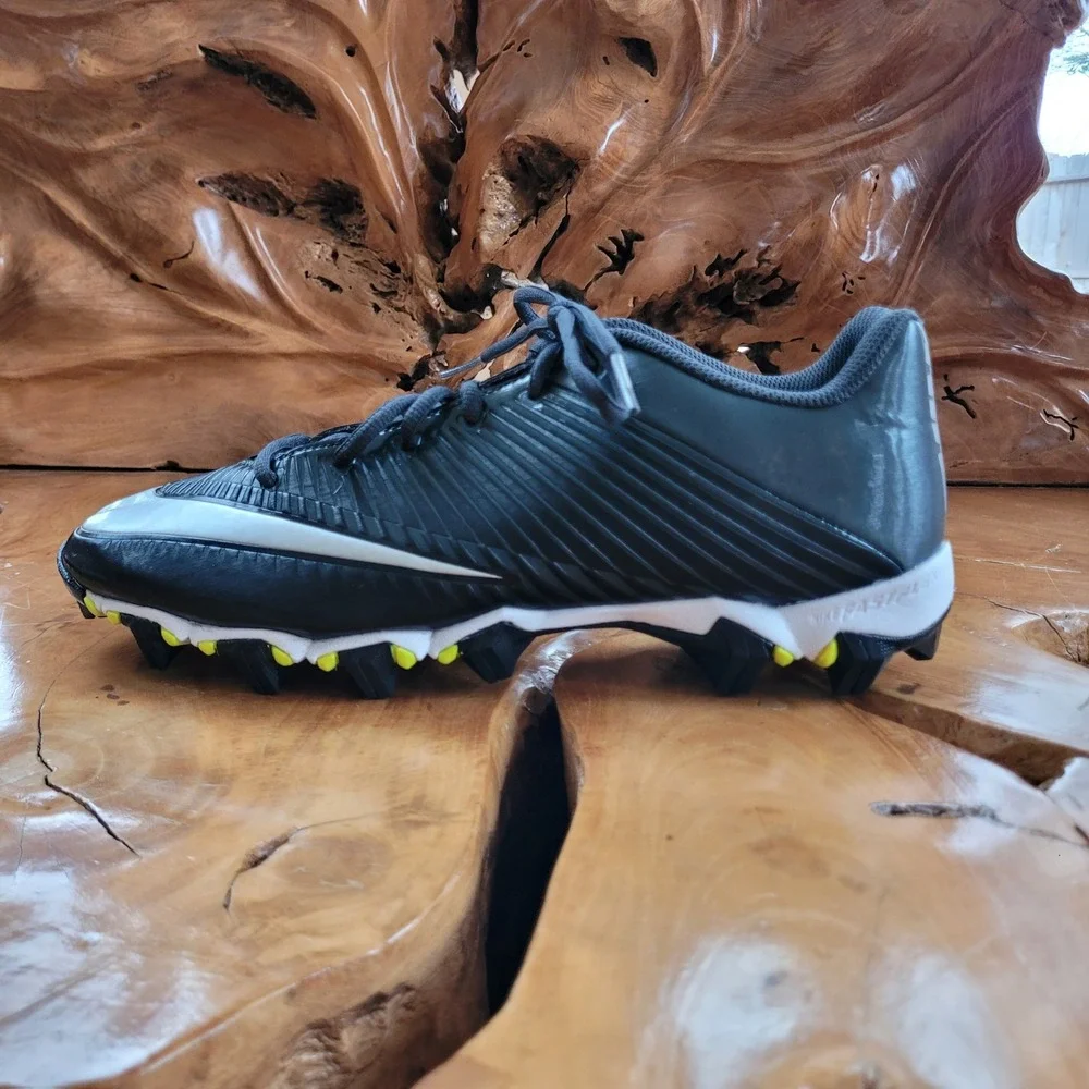 Nike Mens Vapor Shark 2 Cleats Size 10 Black Silver Football Athletic Shoes - Picture 14 of 14